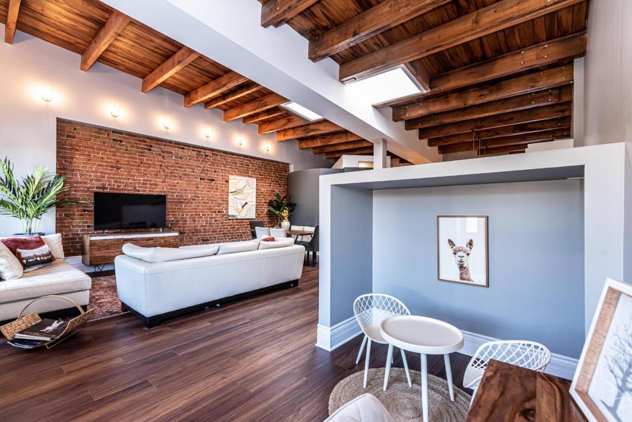 Family Friendly 3-bedroom Beauty In Le Plateau By Denstays Appartement *